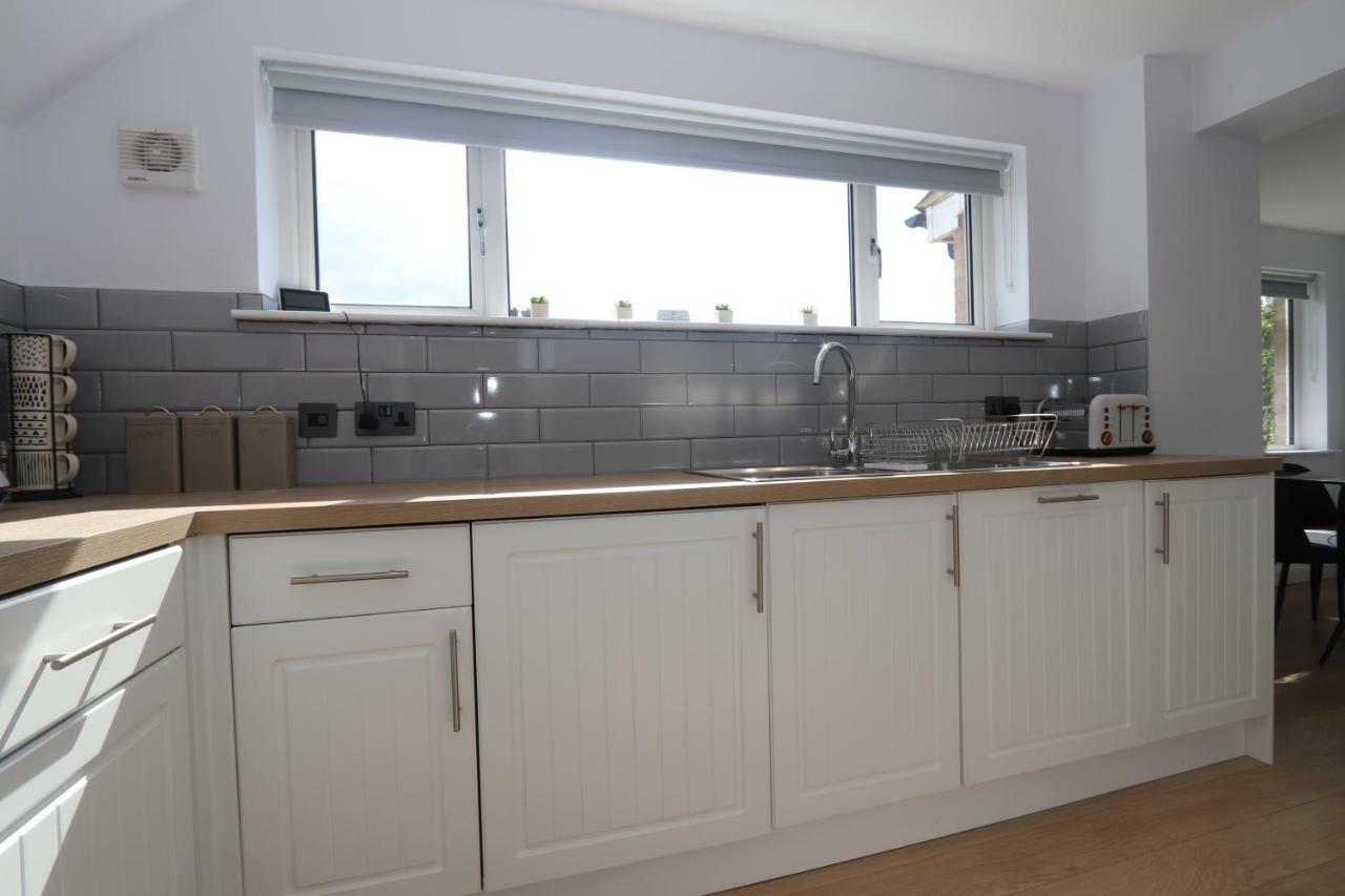 Dunfermline - Luxury 3 Bedroom 2 Bathroom Detached House With Garden Екстериор снимка